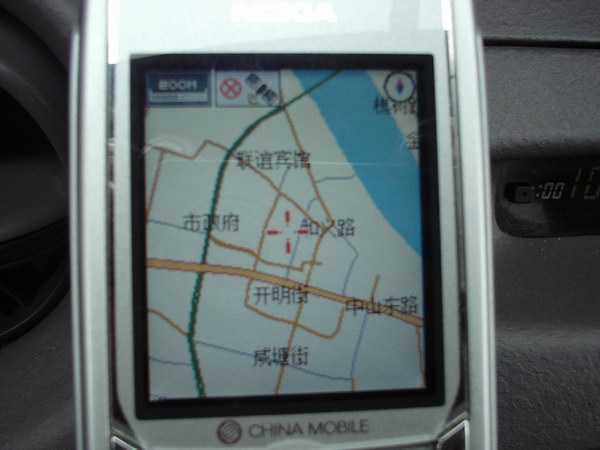 手机上实现GPS移动导航