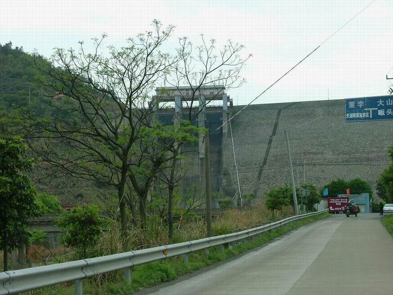 <首届宁波山地户外运动挑战赛>通信保障(图)